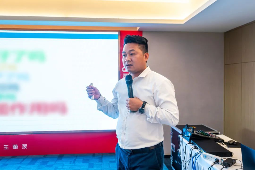 聚勢(shì)共鑒?標(biāo)桿領(lǐng)航 | 強(qiáng)輝2025區(qū)域培訓(xùn)峰會(huì)暨美學(xué)賦能行動(dòng)晉江站圓滿(mǎn)落幕(圖13)